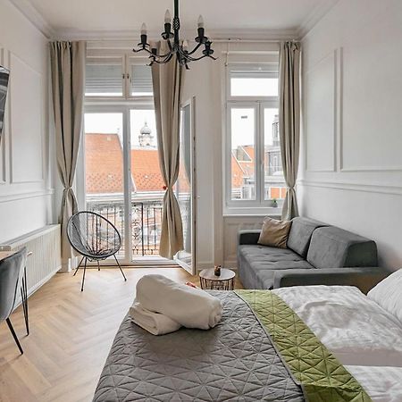 Pedestrian Apartment, The Best Location ブダペスト エクステリア 写真